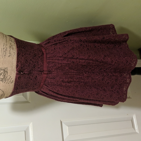 Jack Wills Crimson party dress - Picture 5 of 10